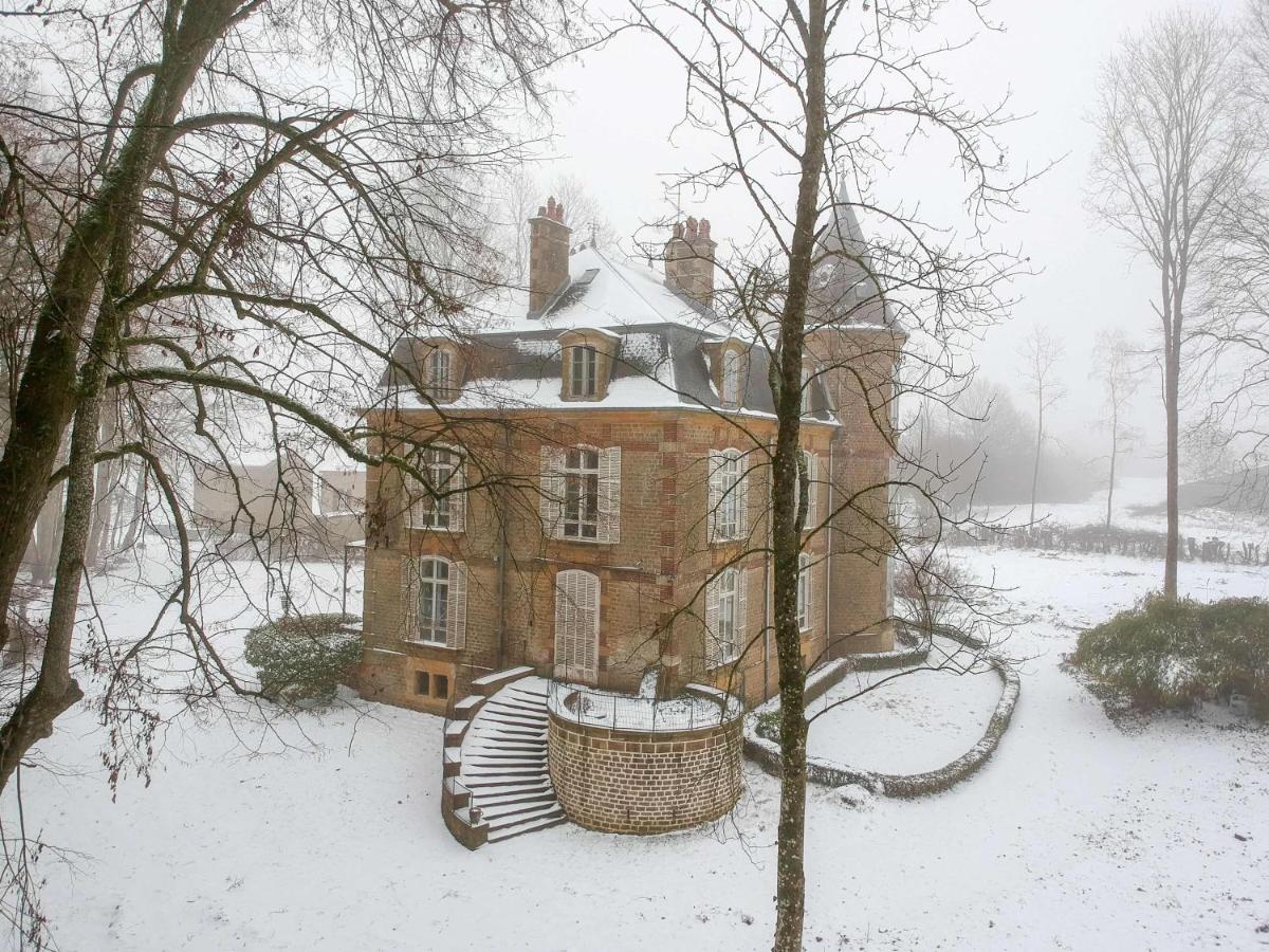 Private Castle With Park - Chateau Guillermo La Moncelle Extérieur photo